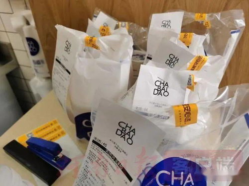 外賣(mài)小哥變身監(jiān)督員 平頂山這樣守護(hù)您的食品安全